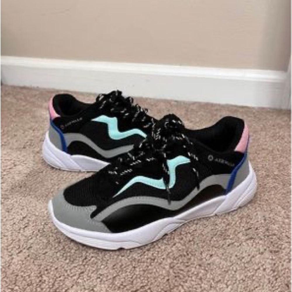 Airwalk Shoes size 6